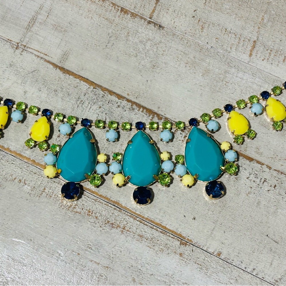 ❤️Lilly Pulitzer Spring Fling Crystal & Rhinestone Necklace - Picture 3 of 5